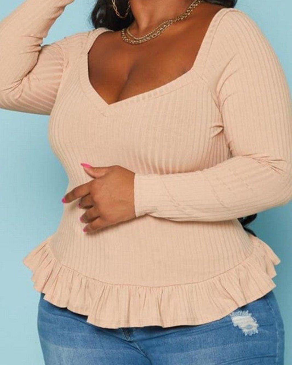 PLUS SIZE TOPS - curated selection of plus-size tops for women Epicplacess