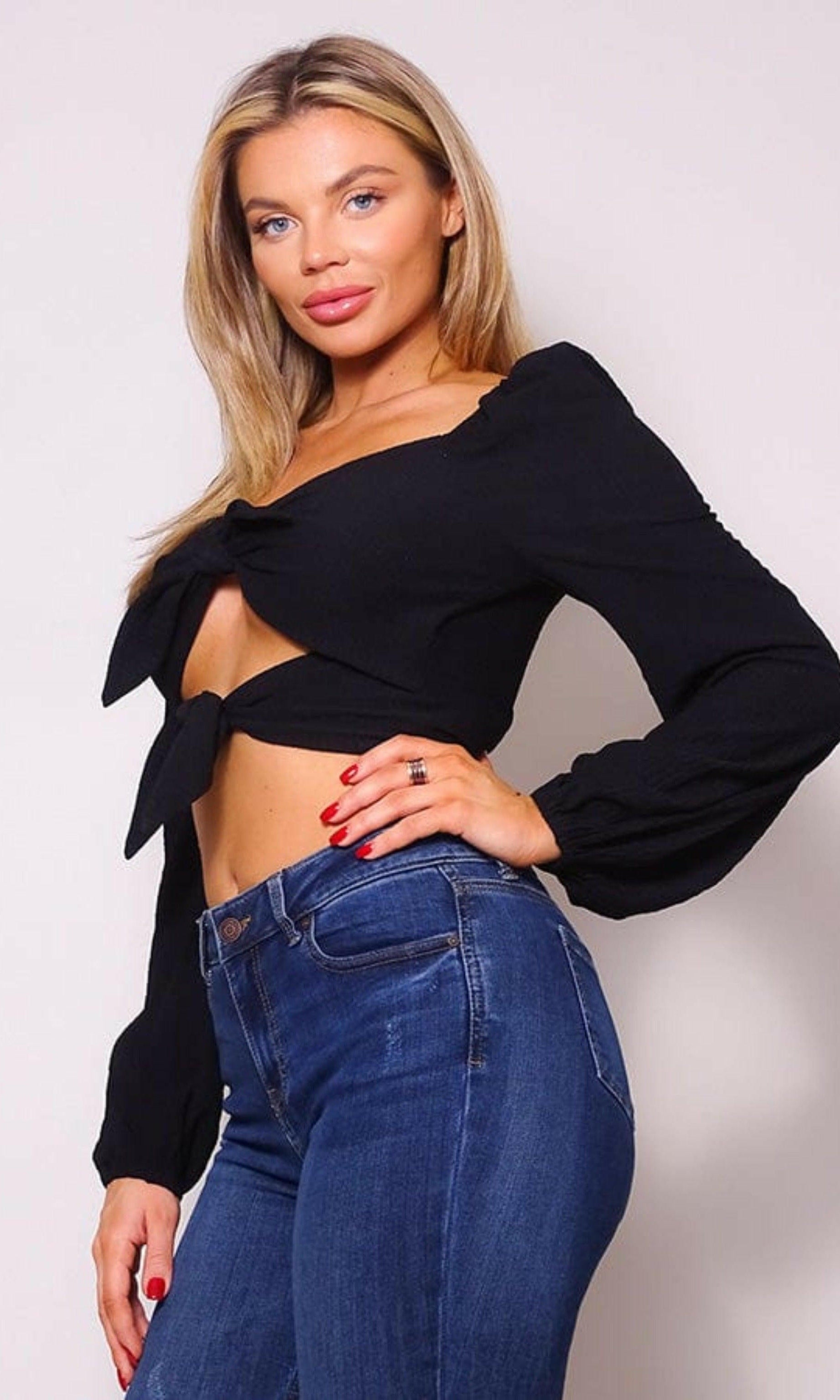 Epicplacess tops SPECIAL V AMORE FRONT TIE CROP TOPS
