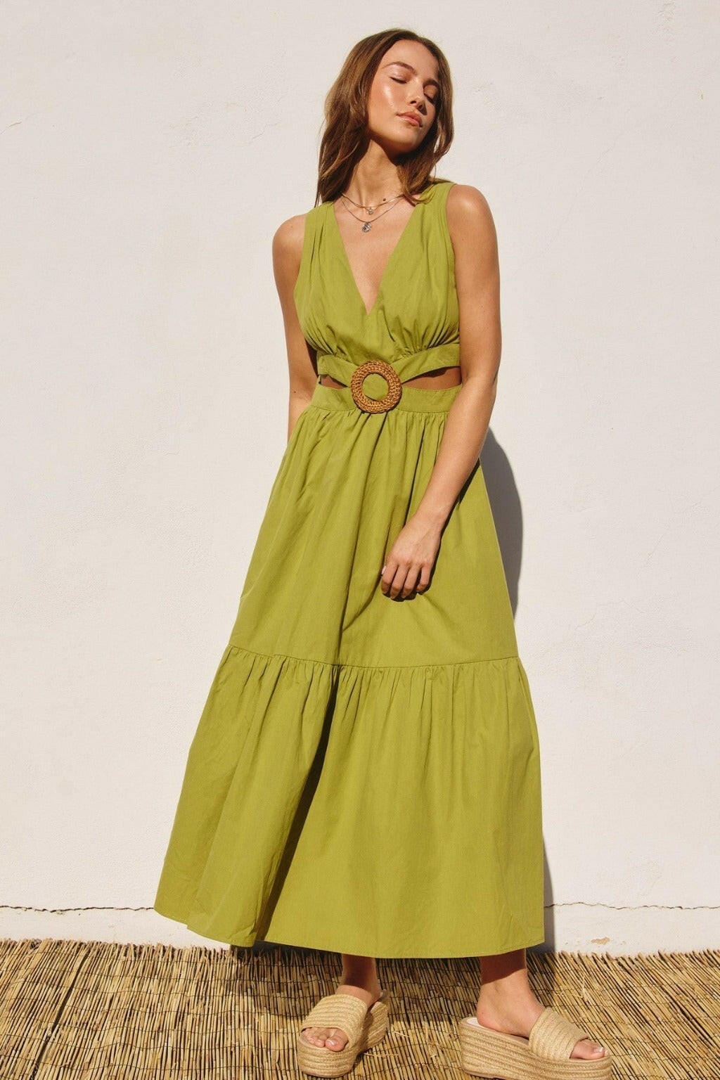 Epicplacess Dress O Ring Cutout Halter Maxi Dress - Green