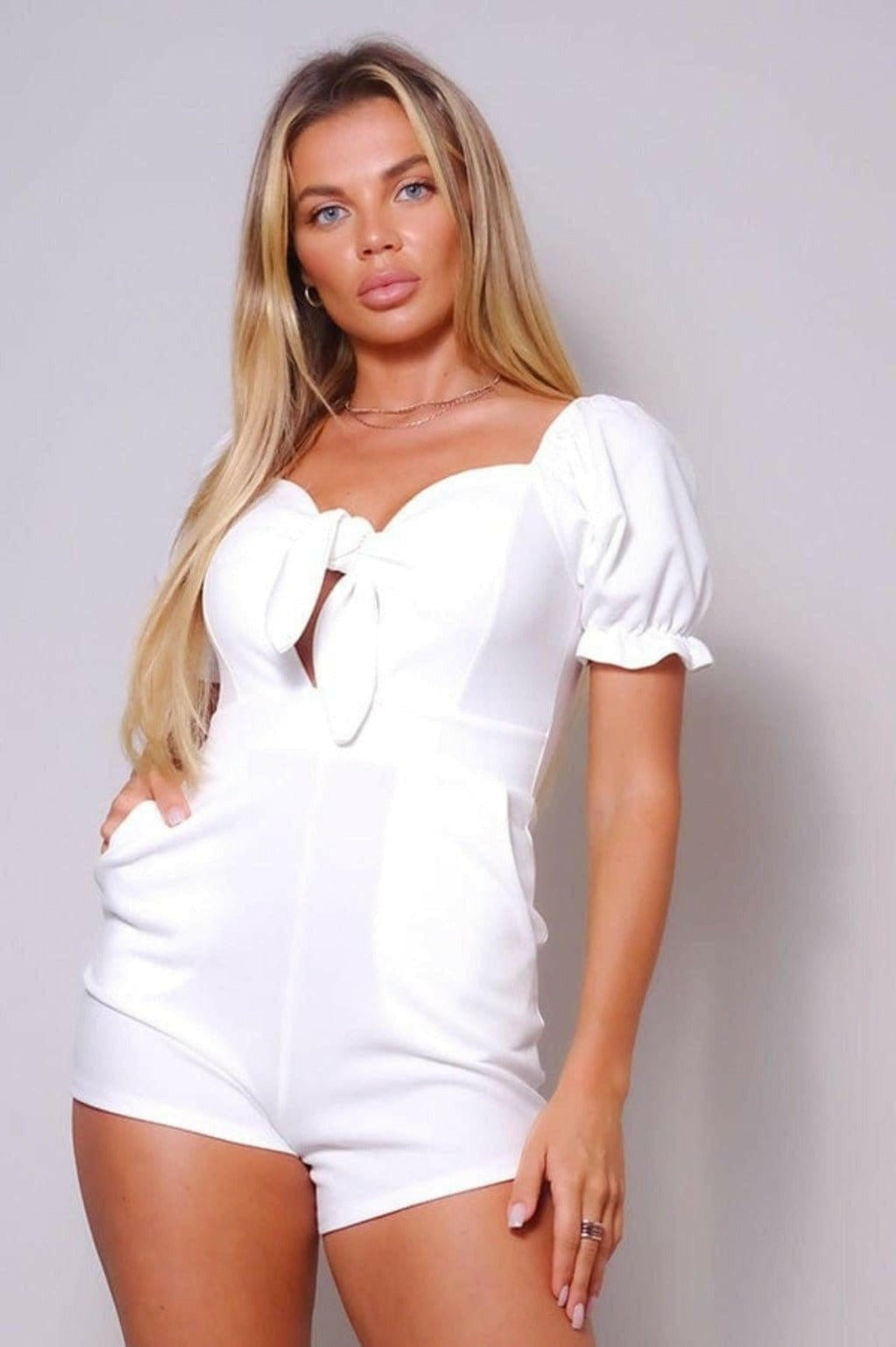 Epicplacess ROMPER S / OFF WHITE Fit On Vacay Front Tie Romper-Yellow R970